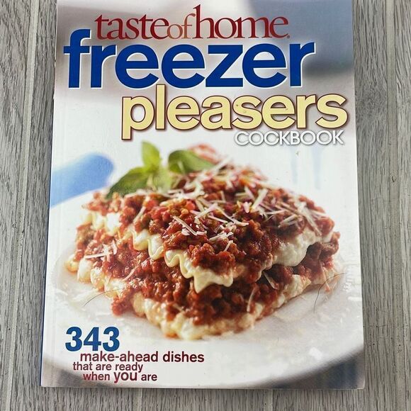 Reader's Digest Taste of Home: Freezer Pleasers Cookbook - Picture 1 of 8